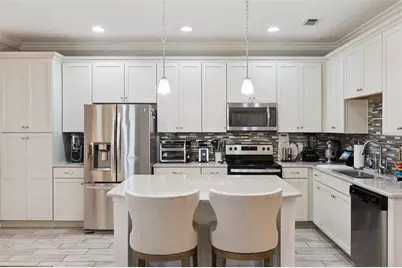 9938 Eagle Creek Center Boulevard, Orlando, FL 32832 - Photo 5