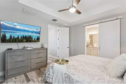 9938 Eagle Creek Center Boulevard, Orlando, FL 32832 - Photo 15