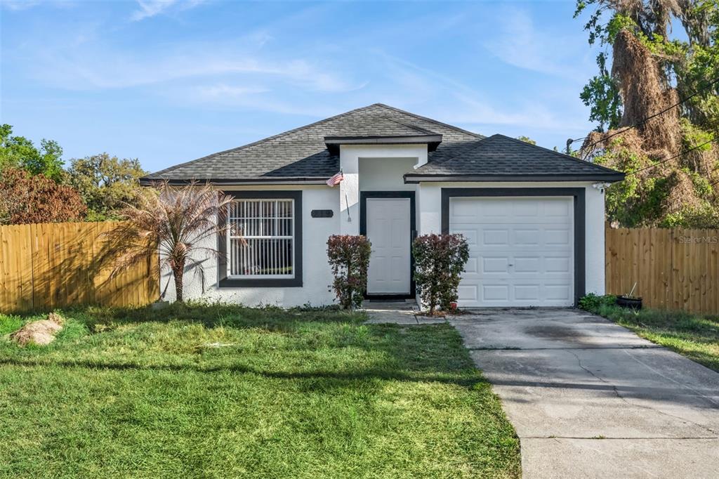 219 E 15th St - 219 E 15th St, Apopka, FL 32703 Luxury Property | Jose Angel Pina