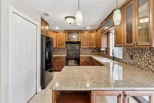 12406 Harney Dr, Orlando, FL 32828 - Photo 13