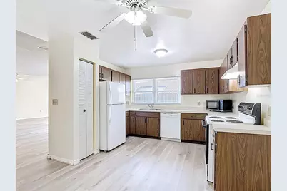 467 Hunter Circle, Kissimmee, FL 34758 - Photo 11