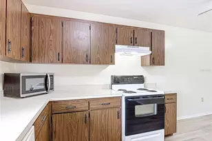 467 Hunter Cir, Kissimmee, FL 34758 - Photo 15