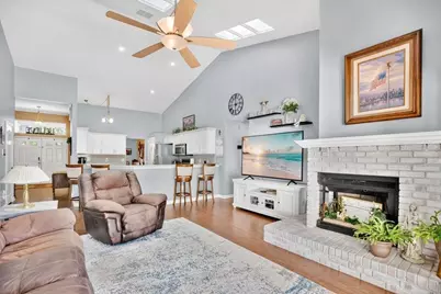 660 Waterscape Way, Orlando, FL 32828 - Photo 3