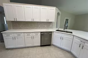 17180 SE 115th Terrace Rd, Summerfield, FL 34491 - Photo 3