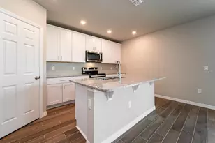 5252 Sanders Oak Trl, Saint Cloud, FL 34771 - Photo 9