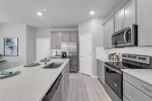 2765 Franklin Rd, Saint Cloud, FL 34771 - Photo 9