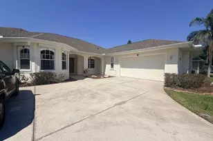 3838 Peacock Dr, Melbourne, FL 32904 - Photo 3