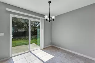 7 Locust Loop Cir, Ocala, FL 34472 - Photo 9