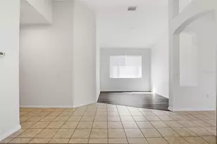 5917 Wedgefield Dr, Zephyrhills, FL 33541 - Photo 5