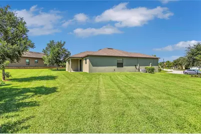 2221 Tulip Valley Point, Sanford, FL 32771 - Photo 11