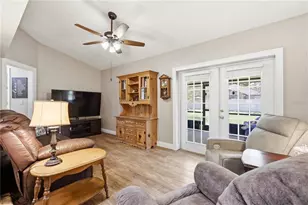 4116 Cobble Stone Ct, Orlando, FL 32810 - Photo 15