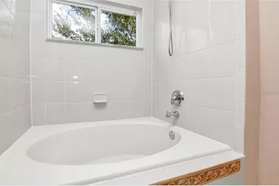 3717 Clubside Pointe Drive, Orlando, FL 32810 - Photo 19