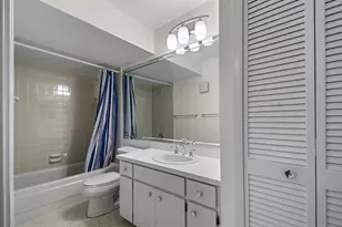 4 Escondido Cir, Altamonte Springs, FL 32701 - Photo 15