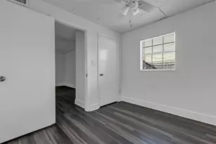 2027 1/2 30th Ave N, Saint Petersburg, FL 33713 - Photo 19