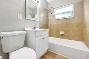 107 Academy Ave, Sanford, FL 32771 - Photo 17