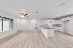 1221 SW Little Cliffs Dr, Dunnellon, FL 34431 - Photo 17