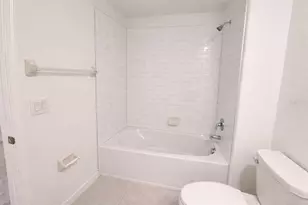 36379 Garden Wall Wy, Zephyrhills, FL 33541 - Photo 13