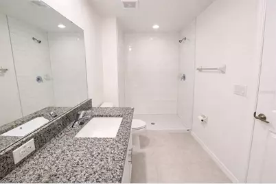36379 Garden Wall Way, Zephyrhills, FL 33541 - Photo 9