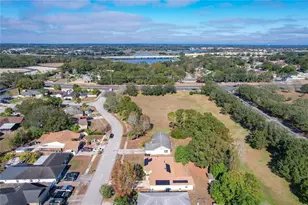 117 Red Rose Cir, Orlando, FL 32835 - Photo 19