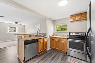 1618 Coletta Dr, Orlando, FL 32807 - Photo 9