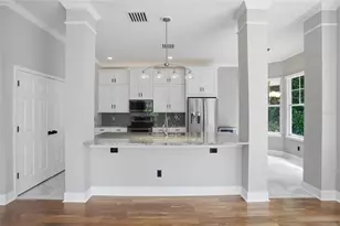 1102 Banks Rose Ct, Kissimmee, FL 34747 - Photo 11