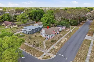 18 E Orange St, Davenport, FL 33837 - Photo 25