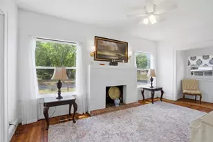 18 E Orange St, Davenport, FL 33837 - Photo 5