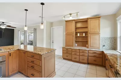 22 Lake Link Drive SE, Winter Haven, FL 33884 - Photo 17