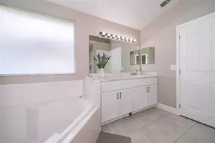 207 Langham Dr, Davenport, FL 33897 - Photo 17