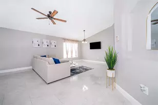 207 Langham Dr, Davenport, FL 33897 - Photo 5