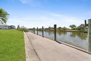 8090 Arlewood Cir, Port Charlotte, FL 33981 - Photo 43