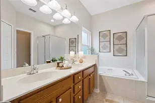 2649 Rainbow Springs Ln, Orlando, FL 32828 - Photo 11