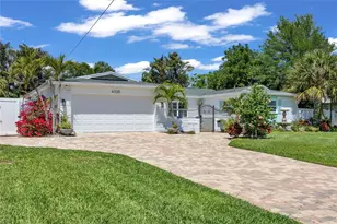 4530 Bayshore Blvd NE, Saint Petersburg, FL 33703 - Photo 1