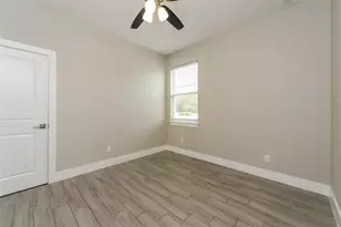 398 Camellia Ct, Kissimmee, FL 34759 - Photo 11
