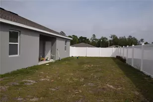 642 Desmoines Ct, Poinciana, FL 34759 - Photo 3