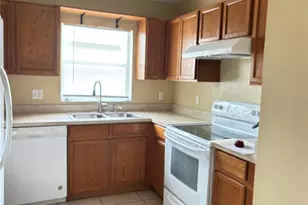 2326 Northern Leaf St, Orlando, FL 32817 - Photo 9