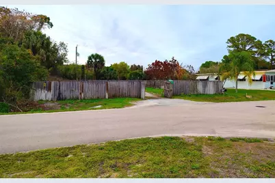 6430 86th Lane, Vero Beach, FL 32967 - Photo 3