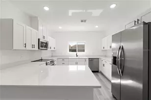 820 E Desoto St, Clermont, FL 34711 - Photo 7