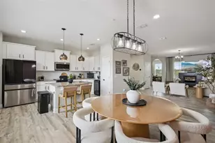 10554 Green Ivy Ln, Orlando, FL 32832 - Photo 7