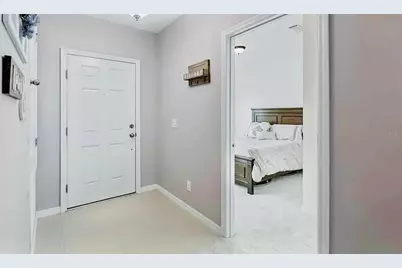 9760 Kinmore Drive, Groveland, FL 34736 - Photo 9