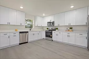 1103 Sagamore Dr, Seffner, FL 33584 - Photo 13