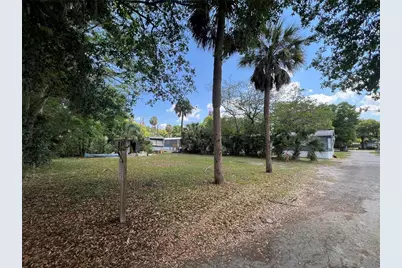 30 Wafford Street, Umatilla, FL 32784 - Photo 9