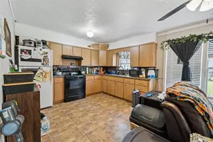 4125 Lavon Reynolds Ln, Lakeland, FL 33810 - Photo 9