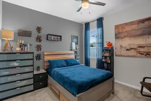 821 Opal Ct, Davenport, FL 33837 - Photo 15