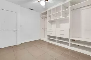 437 Swan Ave, Miami, FL 33166 - Photo 15