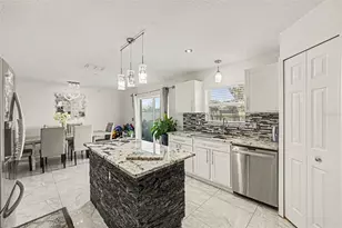 5684 Sycamore Canyon Dr, Kissimmee, FL 34758 - Photo 5