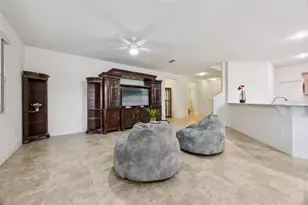 3177 Bayou Ln, Tavares, FL 32778 - Photo 9