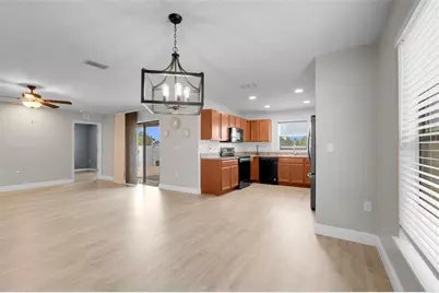 910 Aspen View Circle, Groveland, FL 34736 - Photo 9