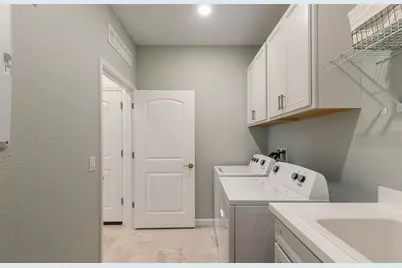 2733 Serenity Meadow Drive, Kissimmee, FL 34744 - Photo 33