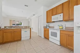 14227 Lake Live Oak Dr, Orlando, FL 32828 - Photo 9